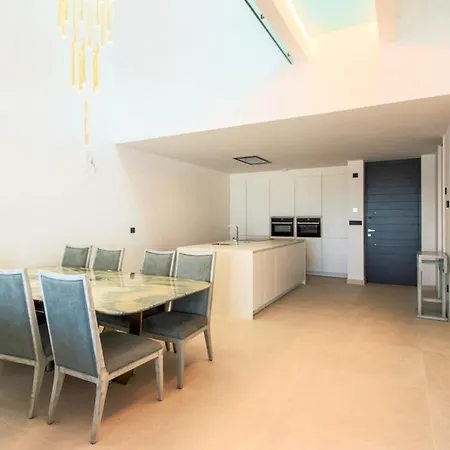 Remarkable 3 Bedroom Beachfront In Estepona